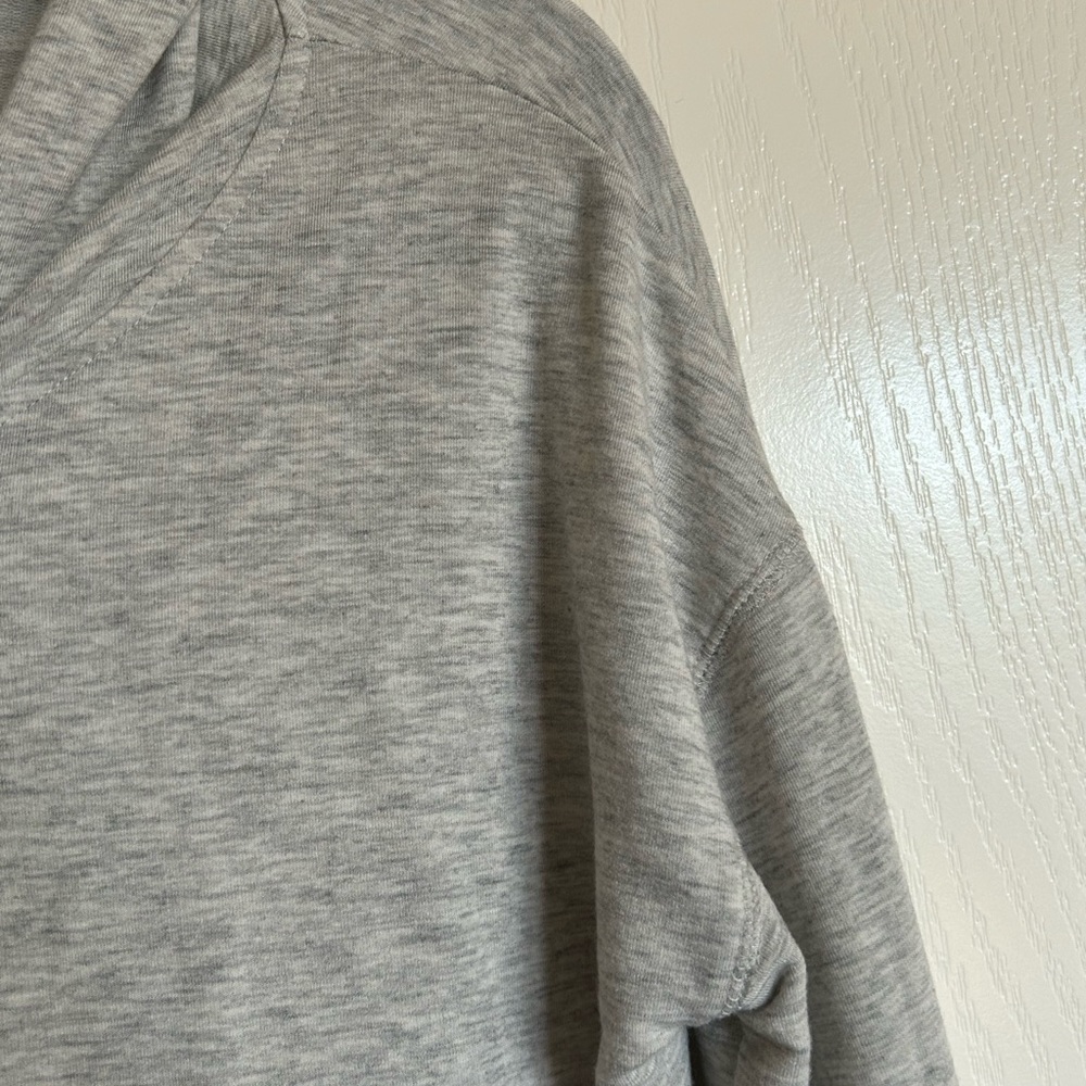 Cable & Gauge gray viscose blend kangaroo pocket hoodie size medium - Picture 6 of 12
